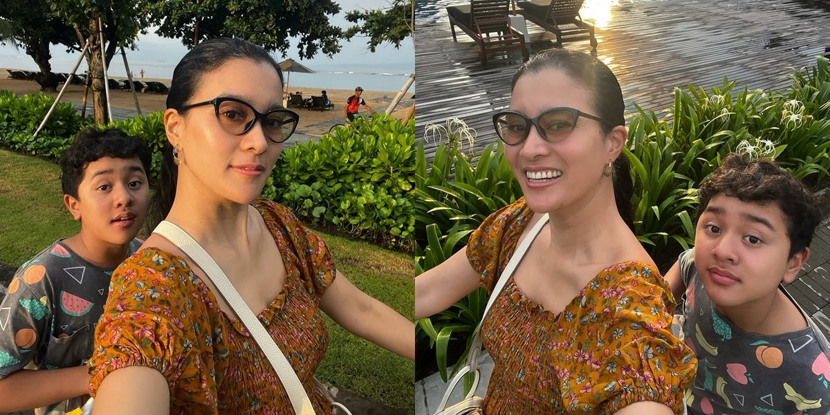 7 Photos of Marcella Zalianty Taking Her Son for a Bike Ride, Relaxing and Having Fun on Vacation in Bali