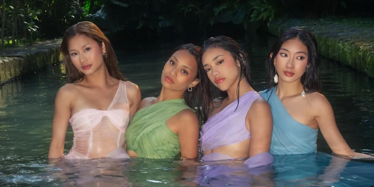 7 Photos of NO NA Girl Group Upload Dance Challenge 'Shoot' After Performing at HITC, Their Outfits are Always Unique