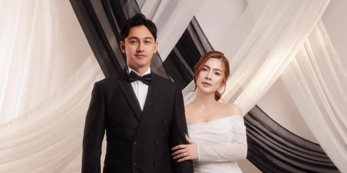 7 Photoshoot Portraits of Felicya Angelista and Caesar Hito's Family, Very Elegant