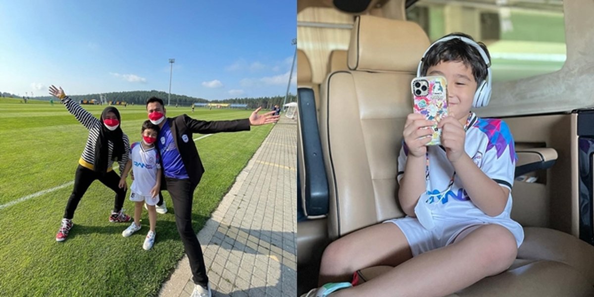 7 Photos of Rafathar's Vacation in Turkey, Still Obliged to Attend Online School in the Morning - His Style is Really Funny, He Even Put a Pencil in His Ear