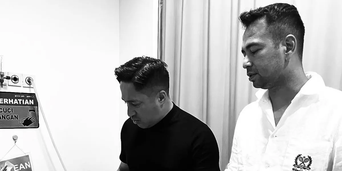 7 Photos of Raffi Ahmad and Irfan Hakim Visiting Mpok Alpa in the Hospital, Lying Weak but Still Smiling