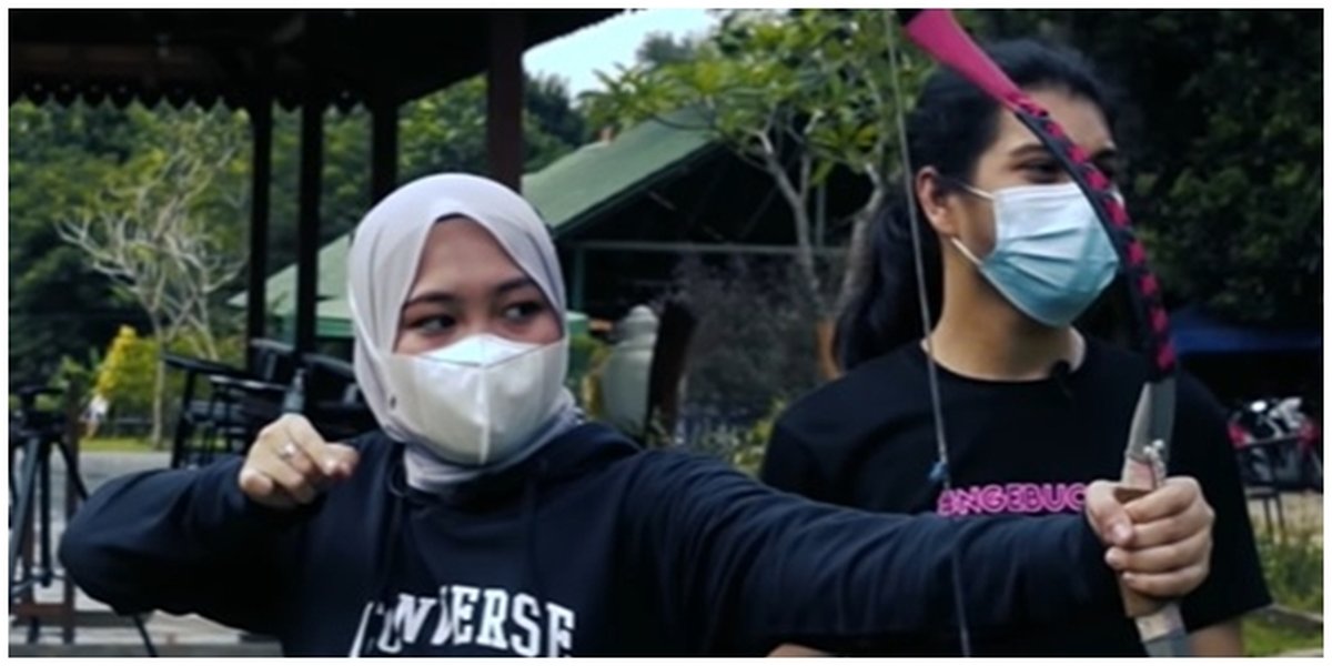 7 Portraits of Randa LIDA Learning Archery, Whose Heart Will Be Shot?