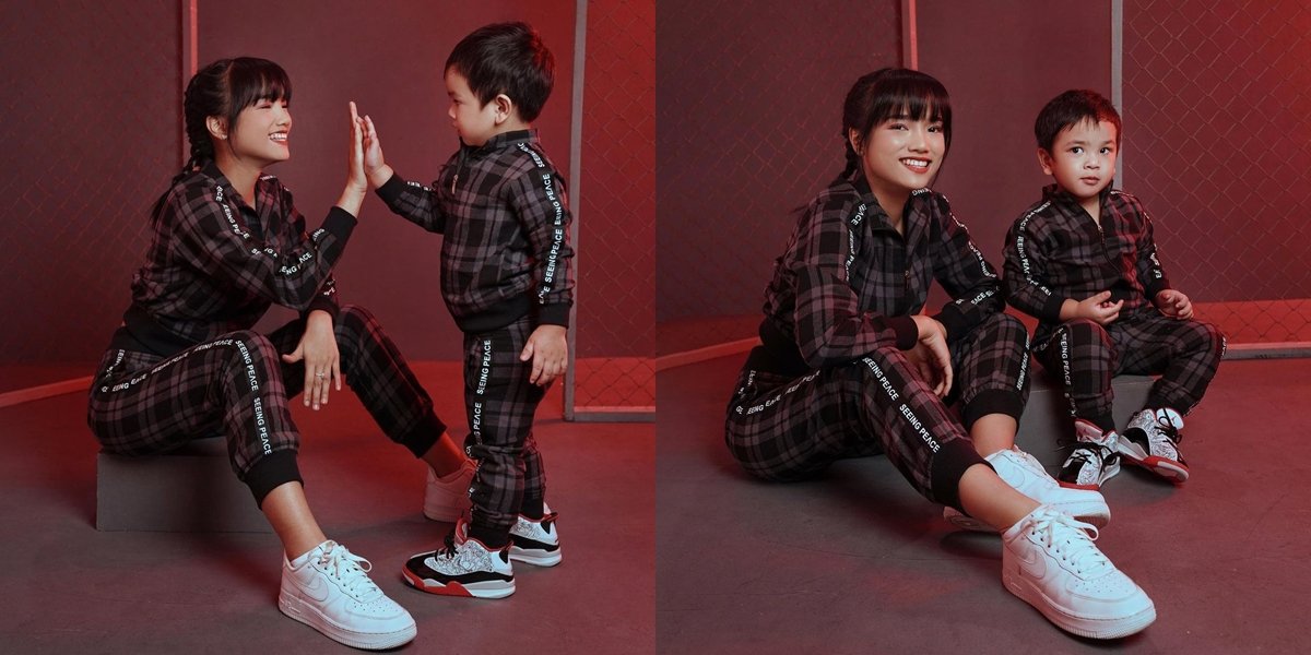 8 Latest Compact Photoshoots of Fuji and Gala Sky, Sporty Outfit Match Perfectly - So Cool