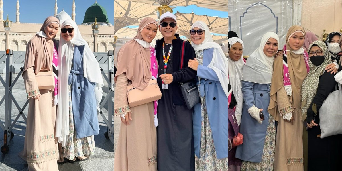 8 Photos of Inul Daratista Meeting Ayah Rozak & Umi Kalsum During Umrah, Swarmed by Pilgrims for a Group Photo