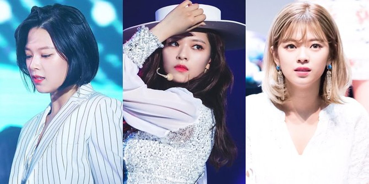 8 Photos of Jungyeon TWICE Looking Glowing in All-White Costumes, Feminine Style - Super Chic!