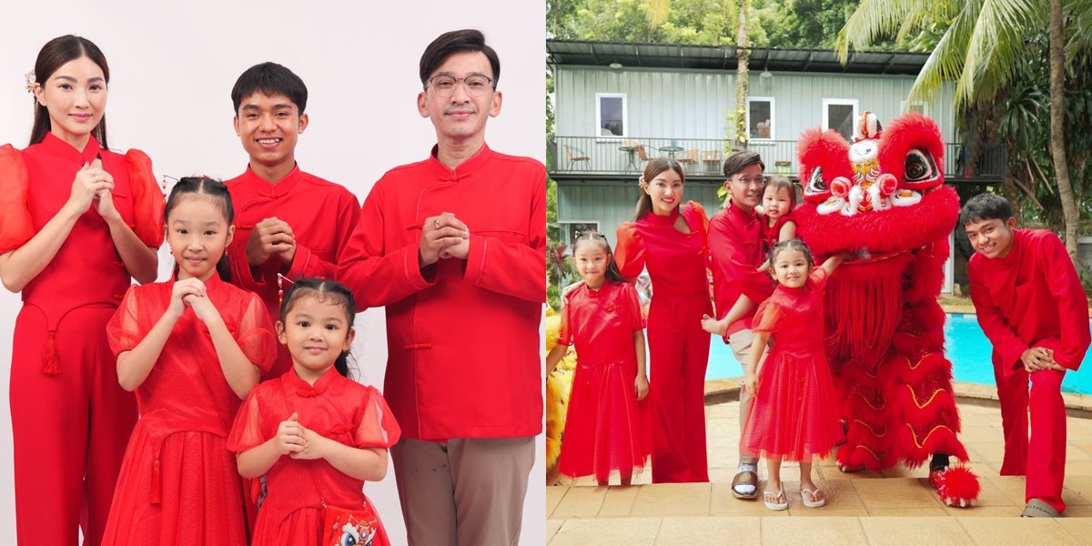 8 Portraits of Ruben Onsu's Family Celebrating Chinese New Year, Wearing Red Outfits - Inviting Lion Dance to the House