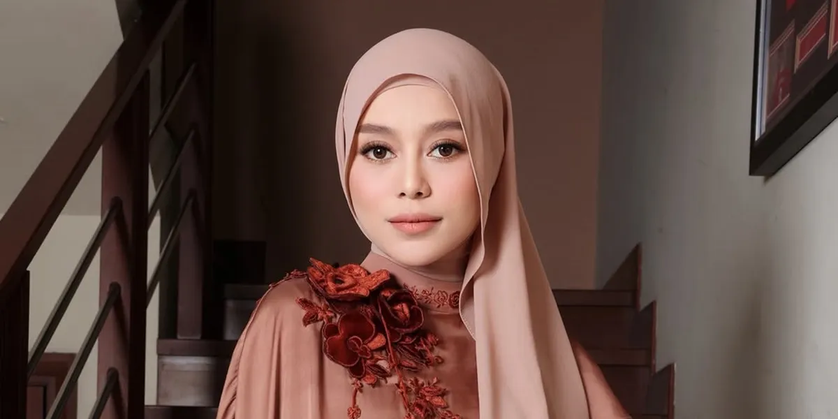 8 Photos of Lesti Kejora Celebrating Eid al-Adha, Cute Poses with the Kids