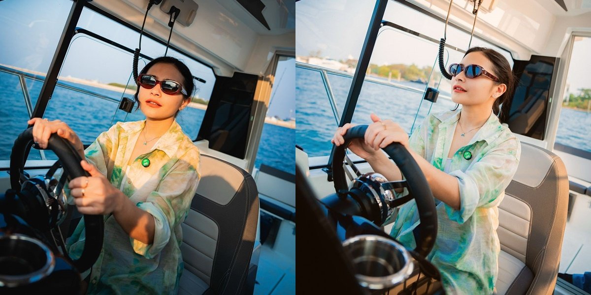 8 Photos of Prilly Latuconsina Driving Her Own Boat While Chasing the Sunset, Flooded with Praise and Flirtation from Netizens