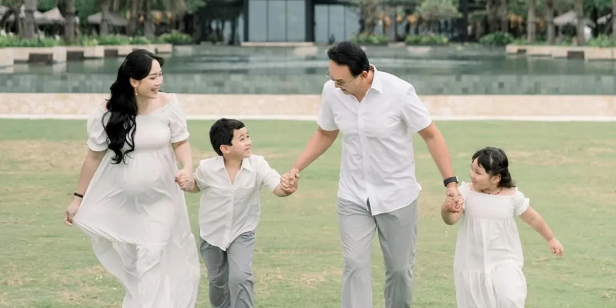 8 Portraits of Puput Nastiti Devi, Ahok's Wife, Pregnant with Their 3rd Child, Showing Baby Bump in Latest Photoshoot