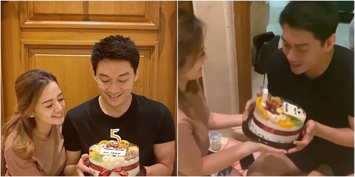 9 Moments Ifan Seventeen Blushes and Happy Receiving Surprise from Citra Monica