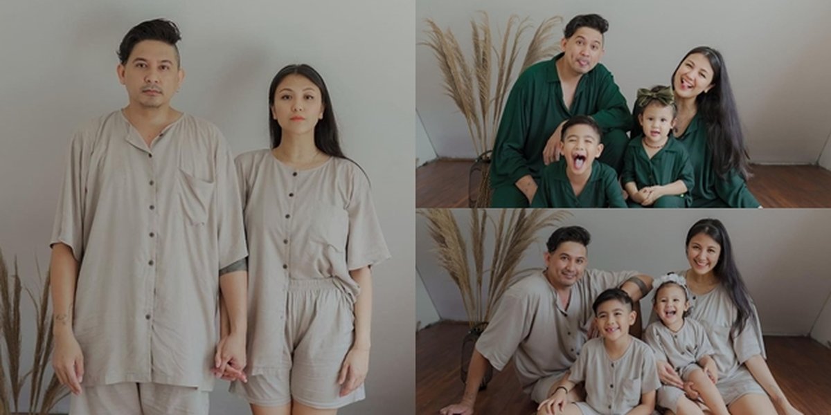 9 Pictures of Ryan Delon's Compact Family, Wearing Matching Family Outfits - Their Expressions are Hilarious