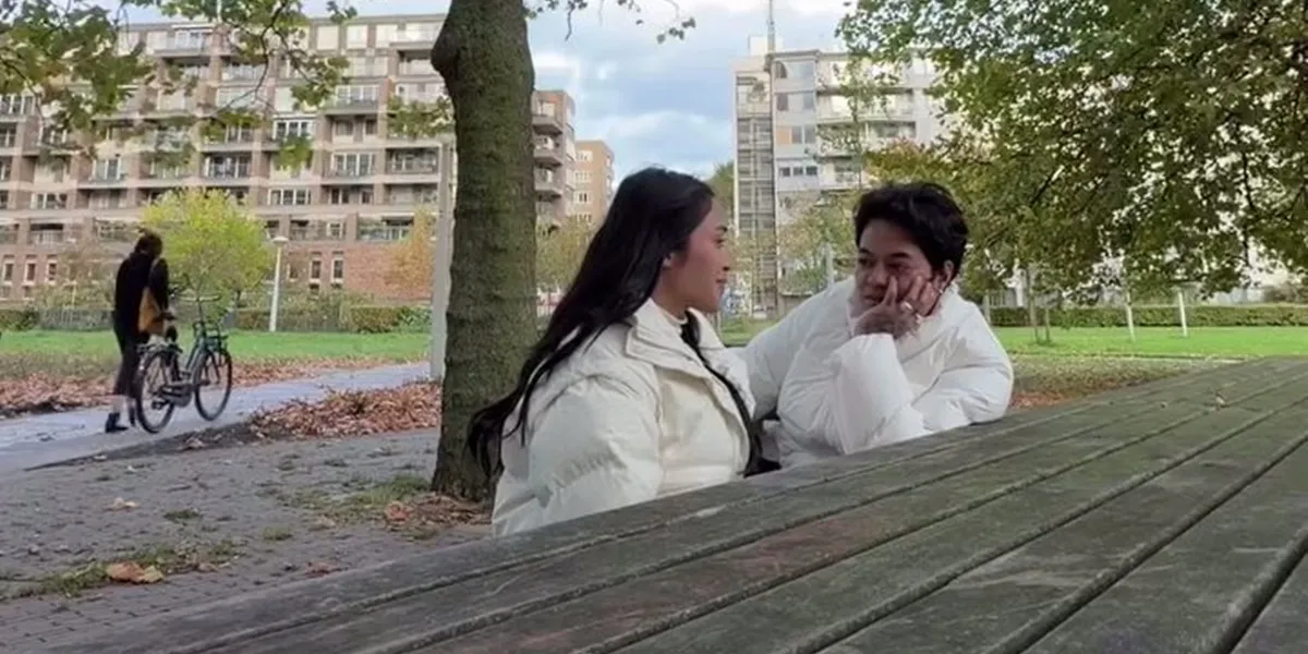 9 Photos of Lula Lahfah's Vacation with Reza Arap in Amsterdam Getting More Intimate