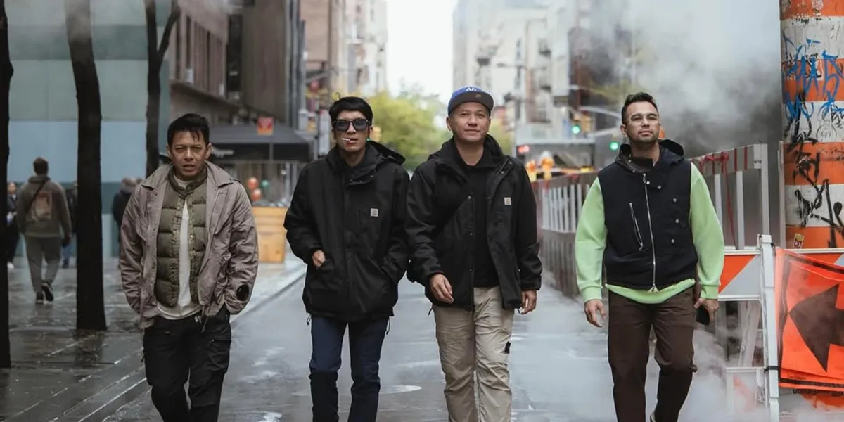 9 Photos of The Dudas Minus One in NYC, Raffi Ahmad - Gading Marten's Vibe is Like a Boyband