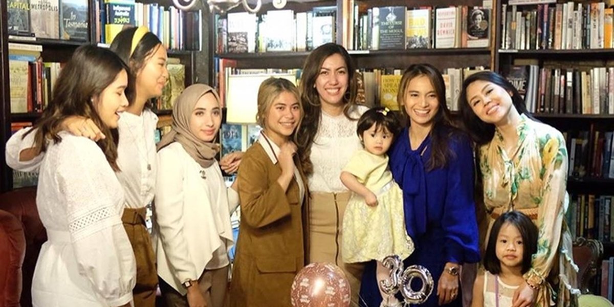 Acha Septriasa's 30th Birthday, Celebrated Warmly with Friends and Family