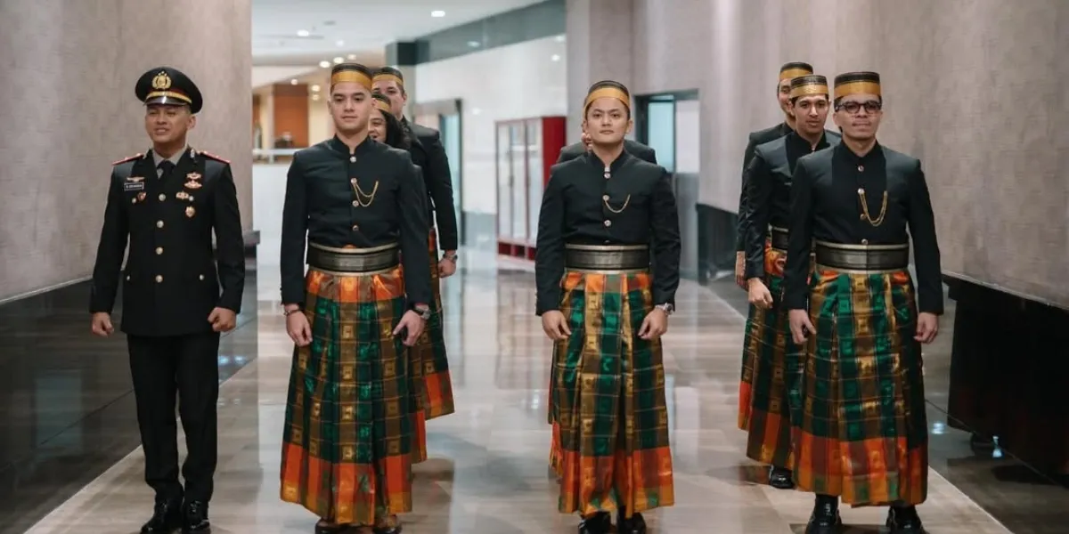 Al Ghazali Appears Handsome as a Groomsman, Called 'Daeng' by Netizens