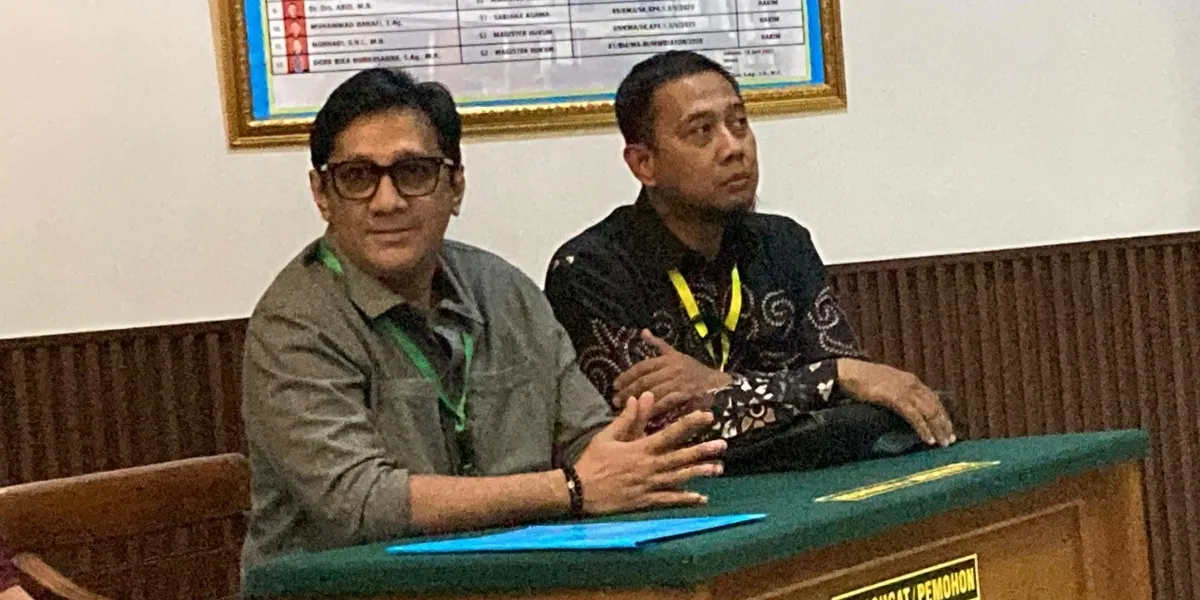 Andre Taulany Attends First Divorce Hearing, Admits He Has Long Been Decided to Separate