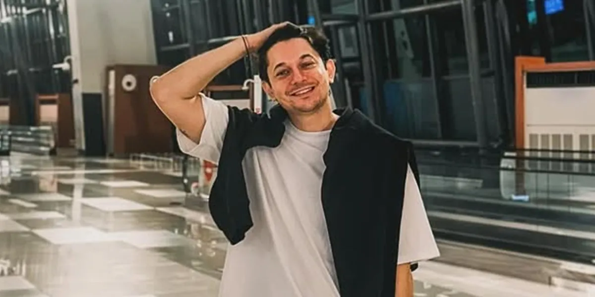 Andrew Andika Claims Tengku Dewi Putri Only Cares for Their Child During Content Creation