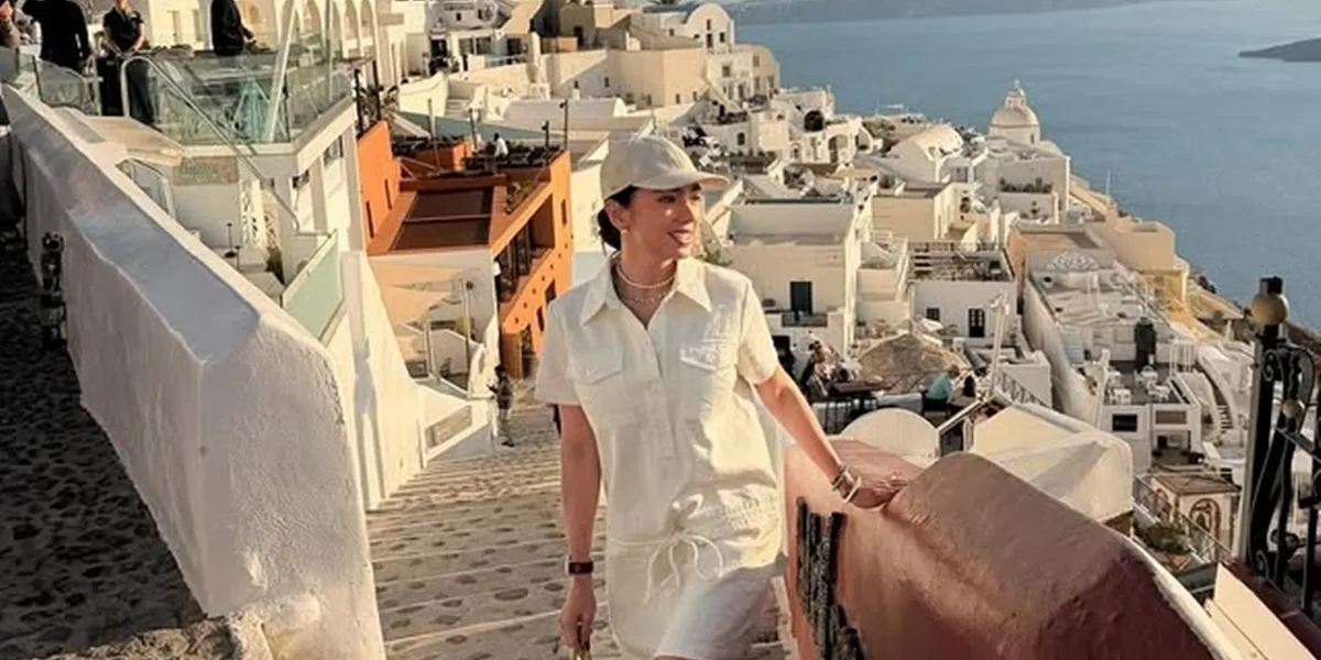 Angel Karamoy and Gusti Ega Remain Friends Despite Breakup, Continue to Athens