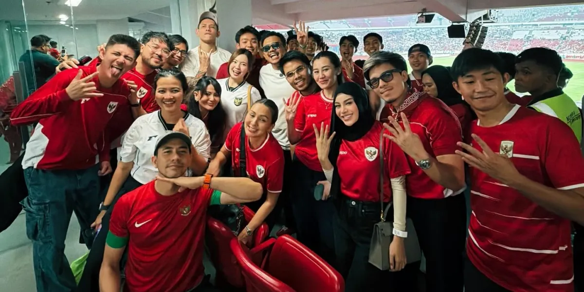 Atta Halilintar - Rizky Billar, A Lineup of Artists Watching the National Team vs St. Kitts Nevis at GBK