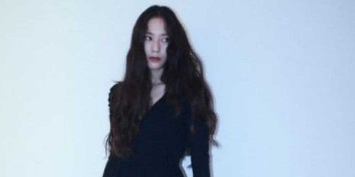 Luxurious Aura Shines! Peek at a Series of Beautiful Photos of Krystal Wearing Dresses