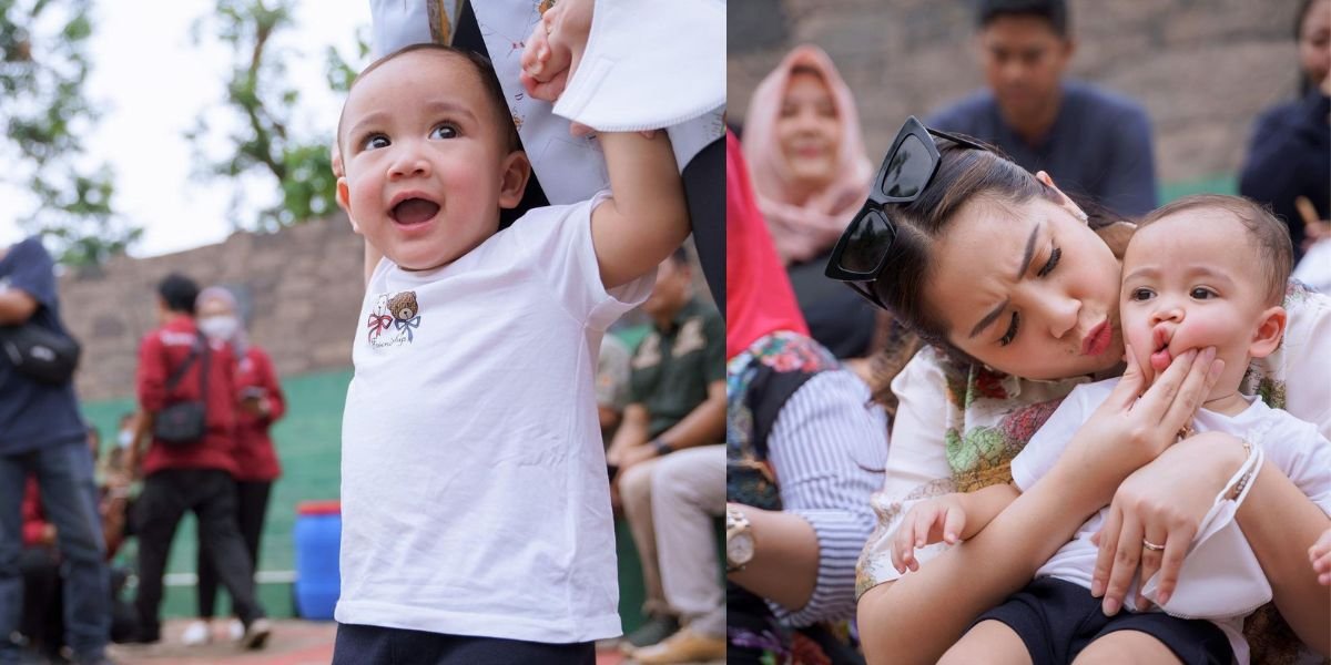 Baby Thousand Expressions, 8 Cute Photos of Rayyanza's Holiday at Semarang Zoo - Cool with Sunglasses
