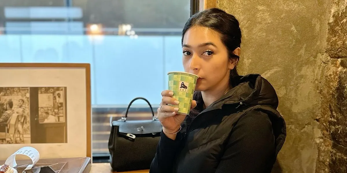 Bare Face Nabila Syakieb Amazes, Makeup-Free Selfie