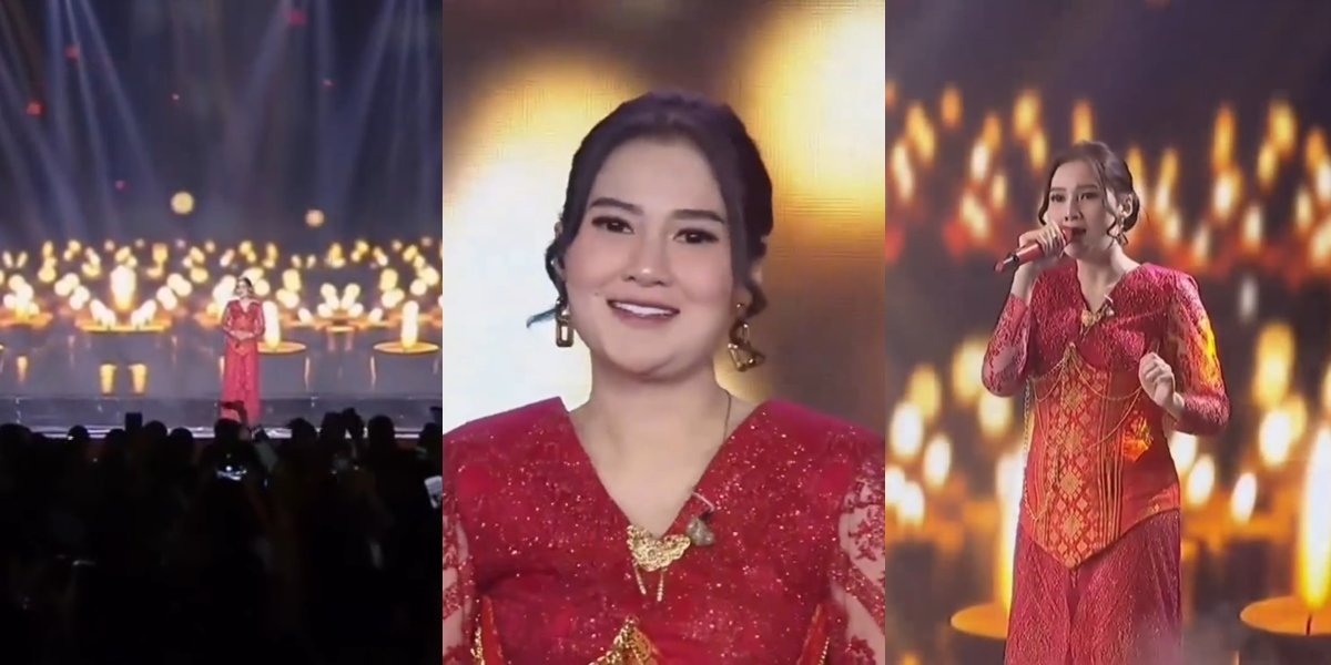 Sing Spiritual Songs in Javanese, 8 Portraits of Nella Kharisma Singing in Church on Christmas Moment