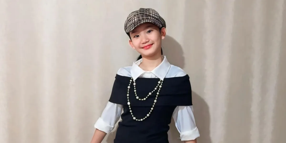 Bilqis, Ayu Ting Ting's Daughter, Cosplays as Anne Hathaway, Very Beautiful