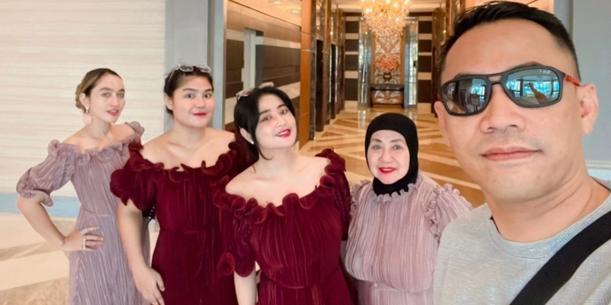 Prospective Husband Joins, 8 Photos of Dewi Perssik's Family Vacation in Thailand - Hanging Out with Niece Rosa Meldianti