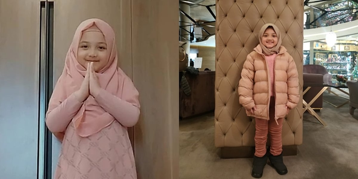 Beautiful Salihah and Rafathar's Dream, Here are 7 Portraits of Arsy When Praying Devoutly in the Room - Netizens Focus on Luxurious Apartments But No Place of Worship