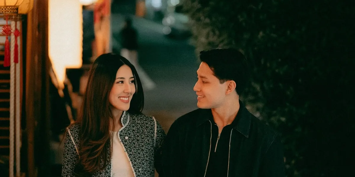 Cleantha Islan Finally Shares Photos of Her Engagement to Teuku Rassya in Japan, Simple Yet Meaningful