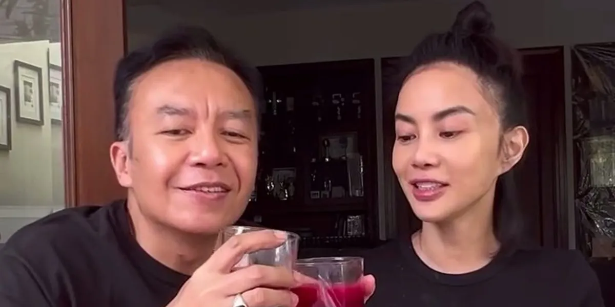 Dearly Djoshua Uploads Moments Together, Ari Lasso Gets Highlighted for His Attitude