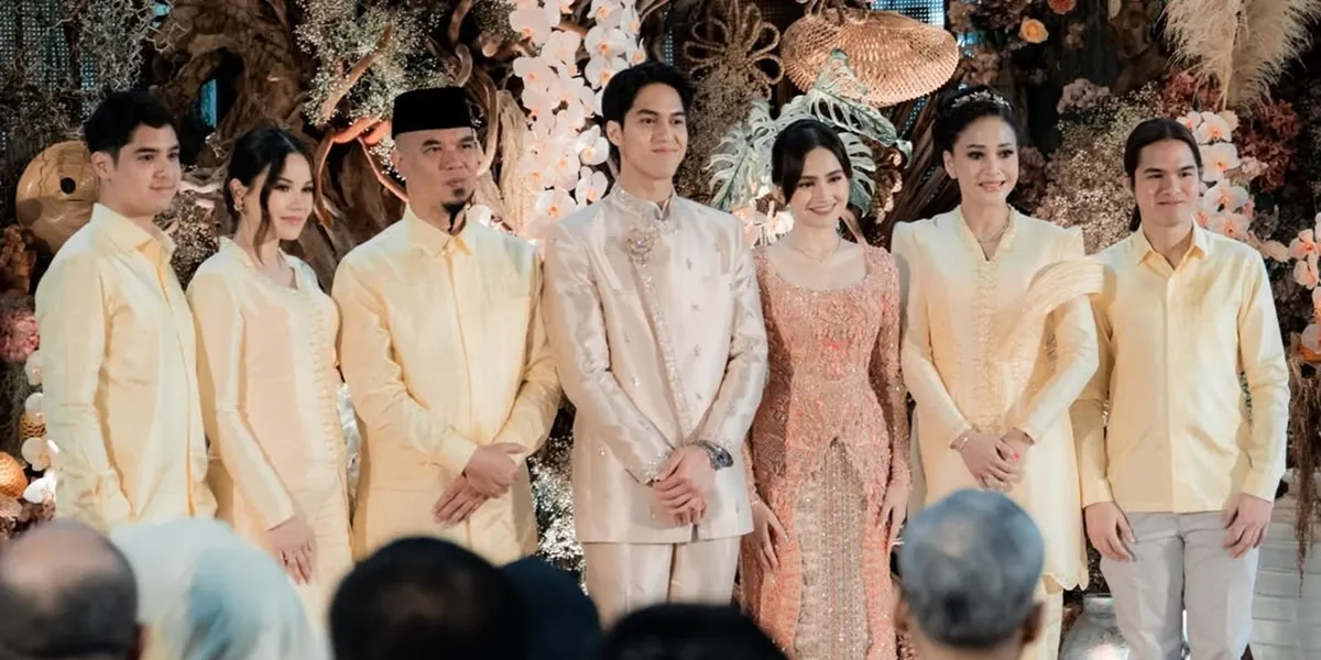 Details of Maia Estianty's Appearance at El Rumi and Syifa Hadju's Engagement, Beautiful and Elegant