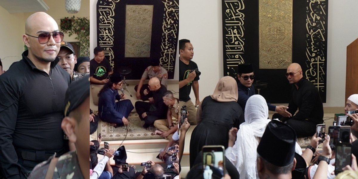 The Moment Deddy Corbuzier Utters the Shahada in Jogja, Officially a Convert