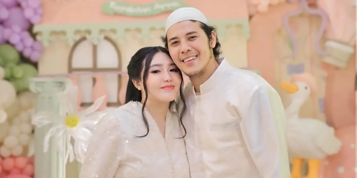 Blessed with a Second Child, Via Vallen Holds Aqiqah Thanksgiving Ceremony