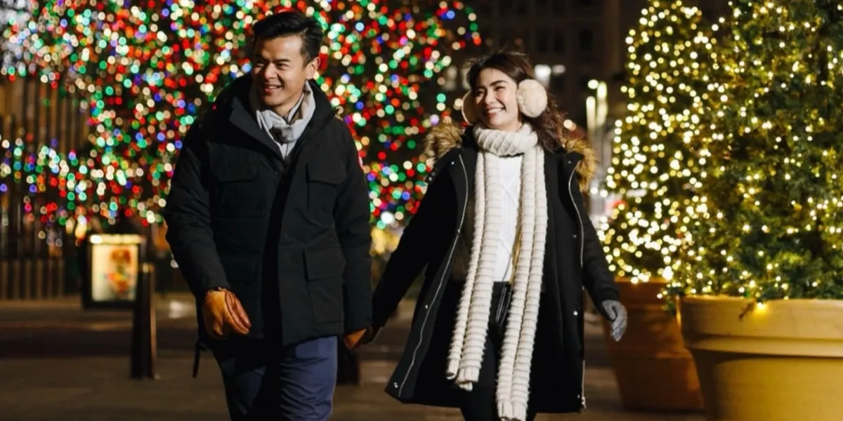 Dion Wiyoko Shares Holiday Photos with His Wife During 9 Years of Marriage