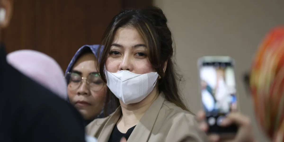 Doctor Kamelia Admits Fatigue in Relationship with Ammar Zoni