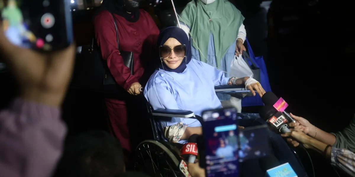 Sick Doctor and Request for Examination Postponement, Mentioning Richard Lee Who Also Missed