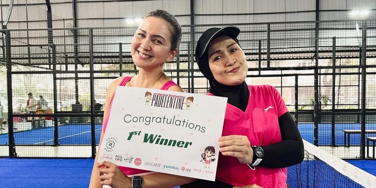 Donna Agnesia Wins 1st Place in the Padel Tournament: Energetic Appearance on the Court!