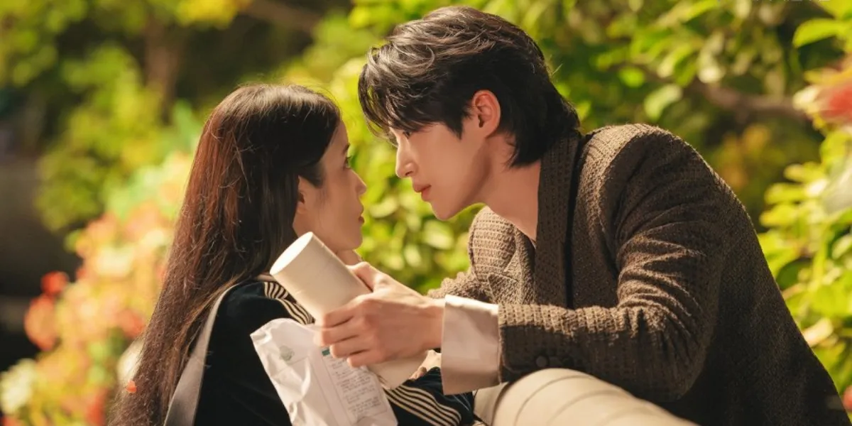 Korean Drama PERFECT CROWN Premieres April 10, Chemistry Between IU and Byeon Woo Seok Makes Us Impatient