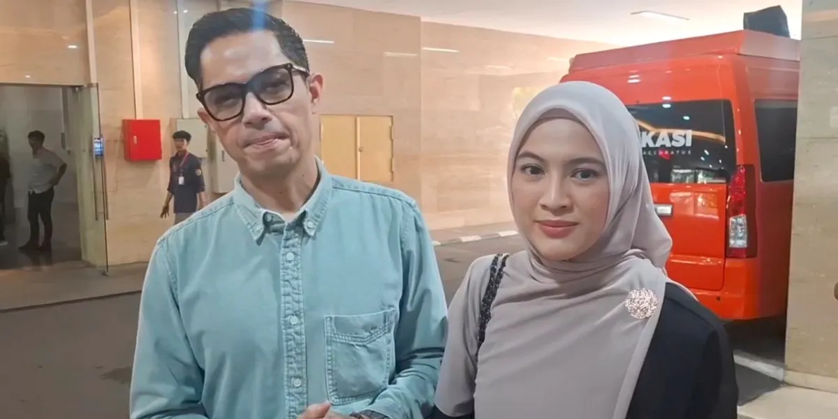 Dude Harlino & Alyssa Soebandono Become Witnesses in Rp 2.4 Trillion Fraud Case