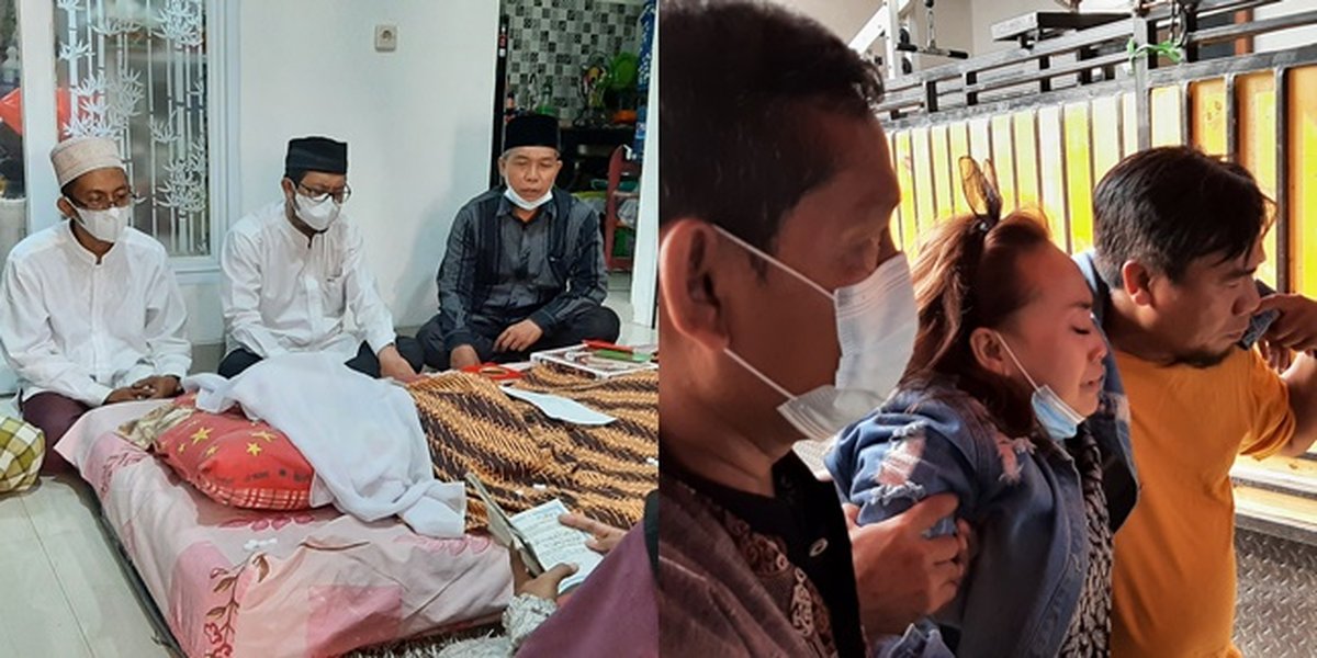 Deep Sorrow, Here are 8 Portraits of Mpok Alpa Crying Hysterically Beside Her Father's Body