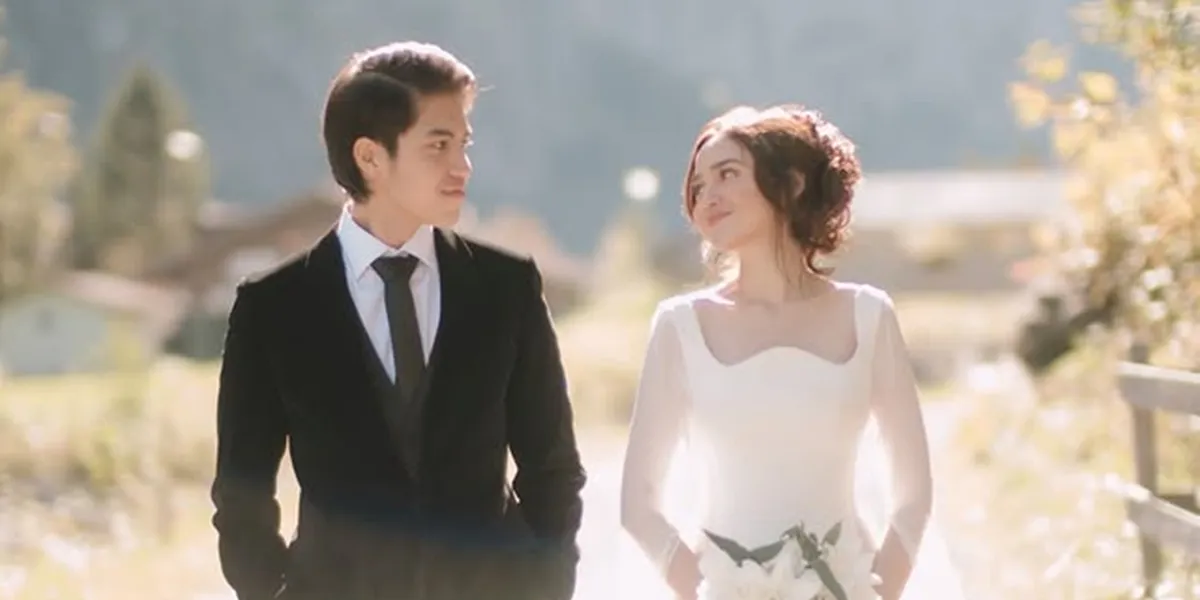 El Rumi Proposed to Syifa Hadju to Her Parents Before Giving the Ring in Switzerland