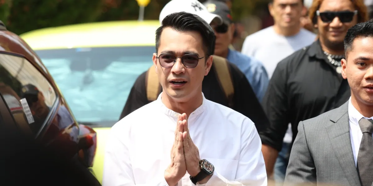 Eza Gionino and Meiza Aulia Coritha Attend Their First Divorce Hearing