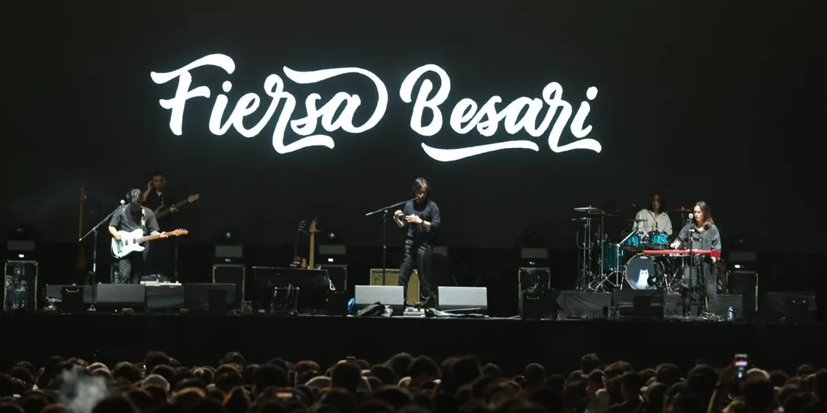 Fiersa Besari Appears Relaxed at KLBB 2026, Thank You to KapanLagi
