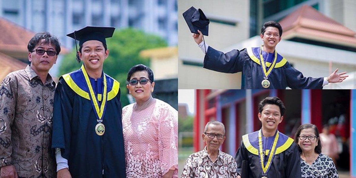 PHOTO: After 3.5 Years of Not Attending College, Bayu Skak Finally Graduates