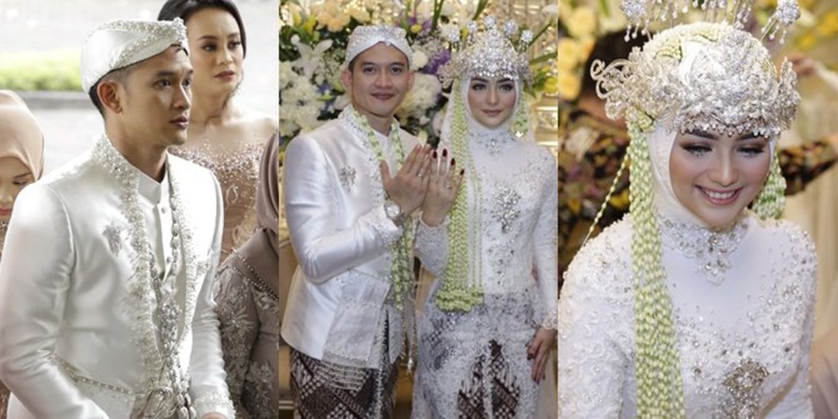 PHOTO: Citra Kirana - Rezky Aditya's Wedding Ceremony, Finally Officially Married blushing