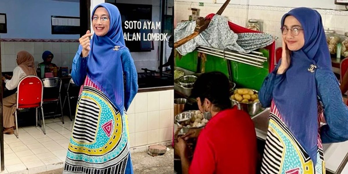 Happy Photo of Desy Ratnasari Eating at Simple and Cheap Restaurants