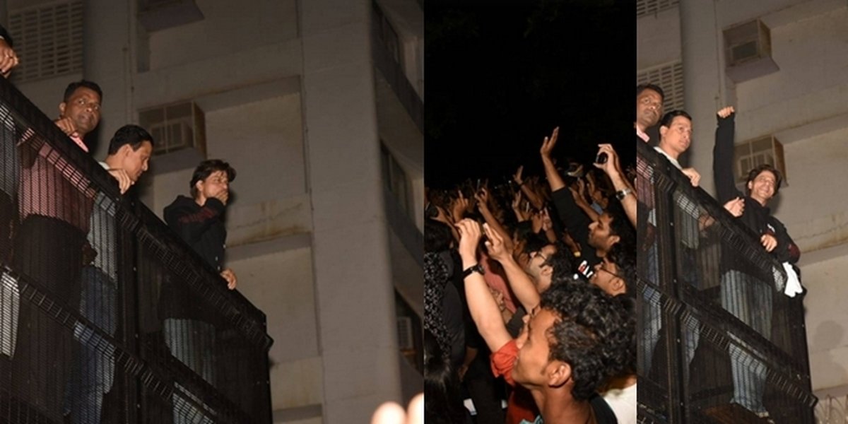 PHOTO Shahrukh Khan's 54th Birthday Celebration, Together with Thousands of Fans at Mannat