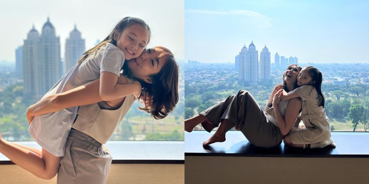 Carrying Her Little Daughter, Here Are 7 Heartwarming Moments of Gisella and Gempi During Their Holiday, Giving Touching Beautiful Words for Their Child
